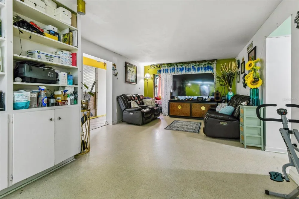 1267 FRANKLIN STREET Clearwater, FL 33756