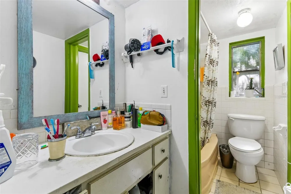 1267 FRANKLIN STREET Clearwater, FL 33756
