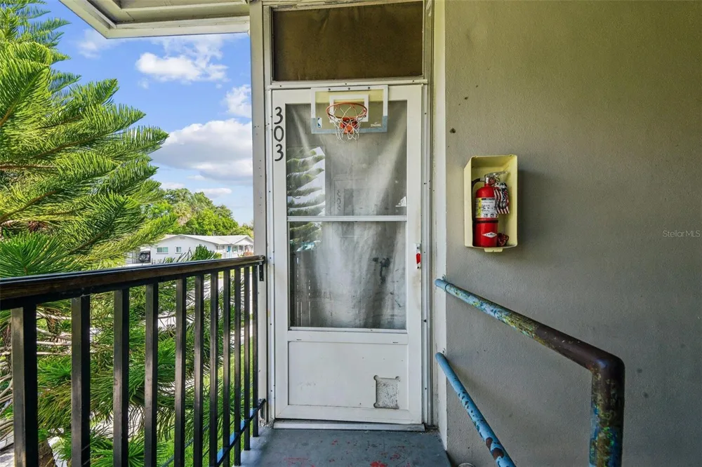 1267 FRANKLIN STREET Clearwater, FL 33756