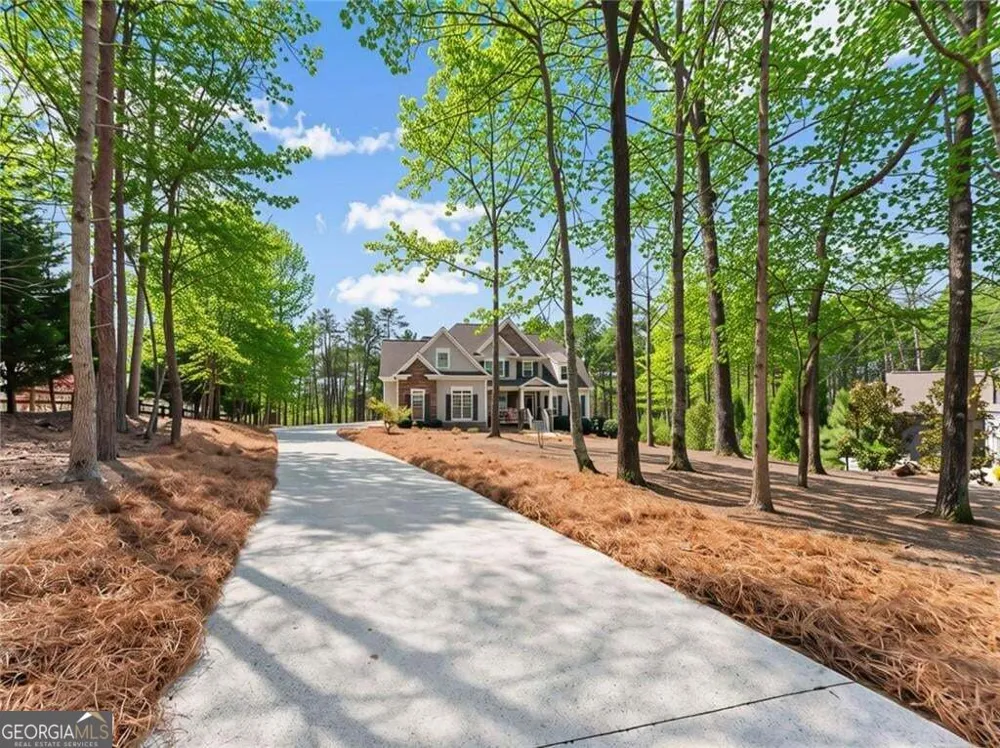 267 Chestnut Oak LN Dawsonville, GA 30534