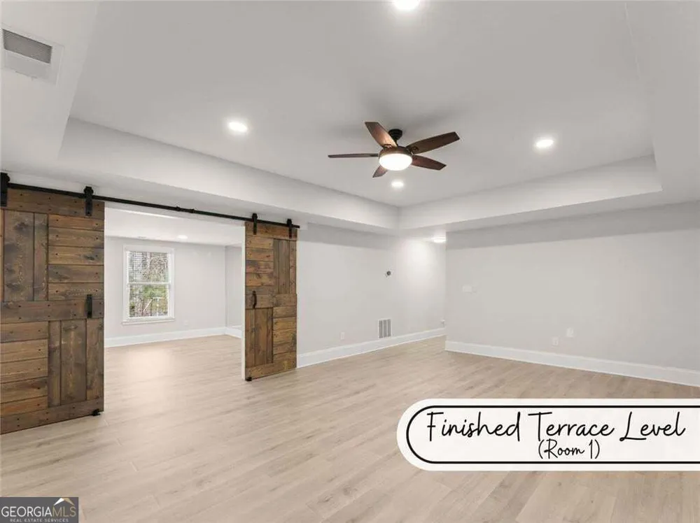 267 Chestnut Oak LN Dawsonville, GA 30534