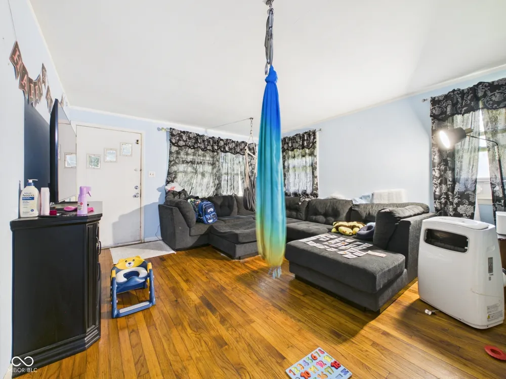 1418 Euclid Drive Anderson, IN 46011