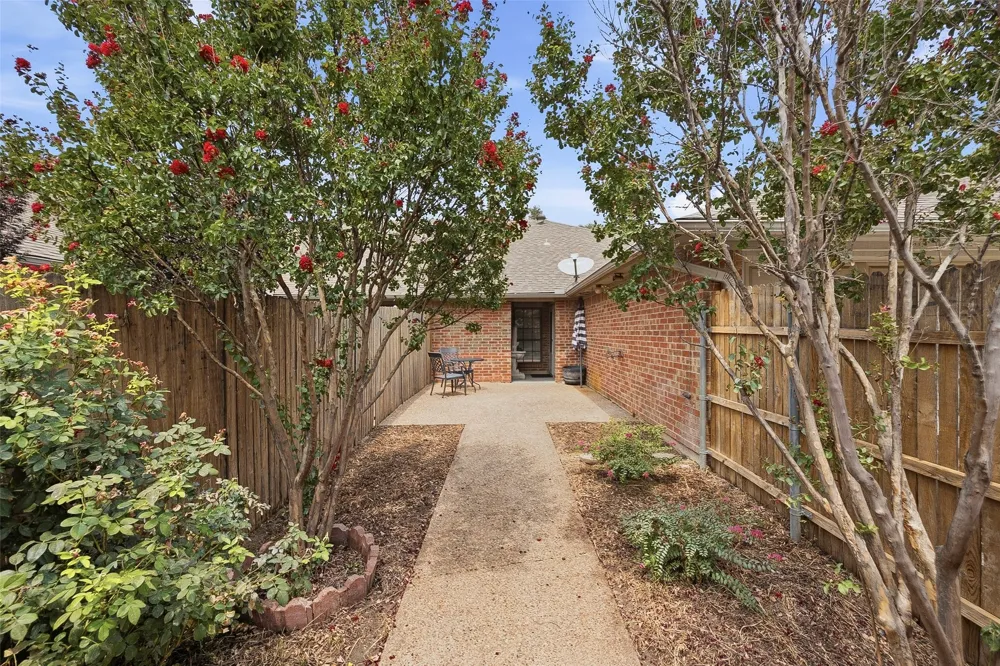 5845 Westhaven Drive #B Fort Worth, TX 76132