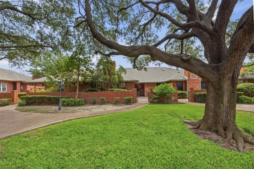5845 Westhaven Drive #B Fort Worth, TX 76132