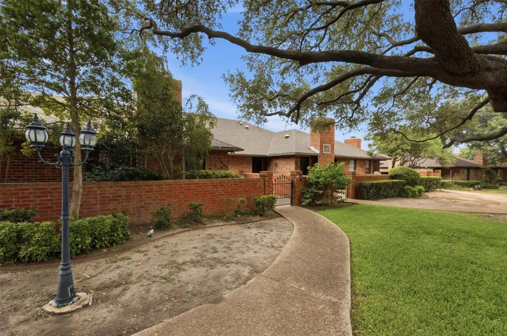 5845 Westhaven Drive #B Fort Worth, TX 76132