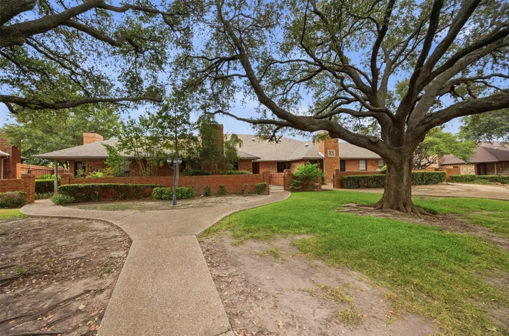 5845 Westhaven Drive #B Fort Worth, TX 76132