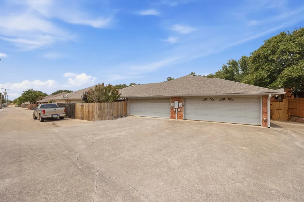 5845 Westhaven Drive #B Fort Worth, TX 76132