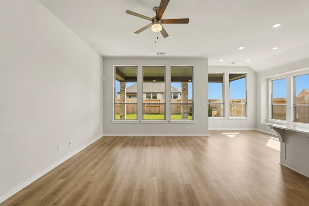 12227 Hudson Drive Mont Belvieu, TX 77523
