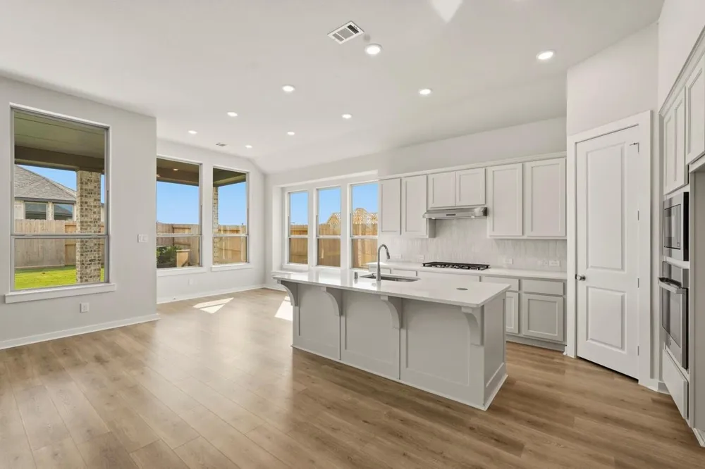 12227 Hudson Drive Mont Belvieu, TX 77523