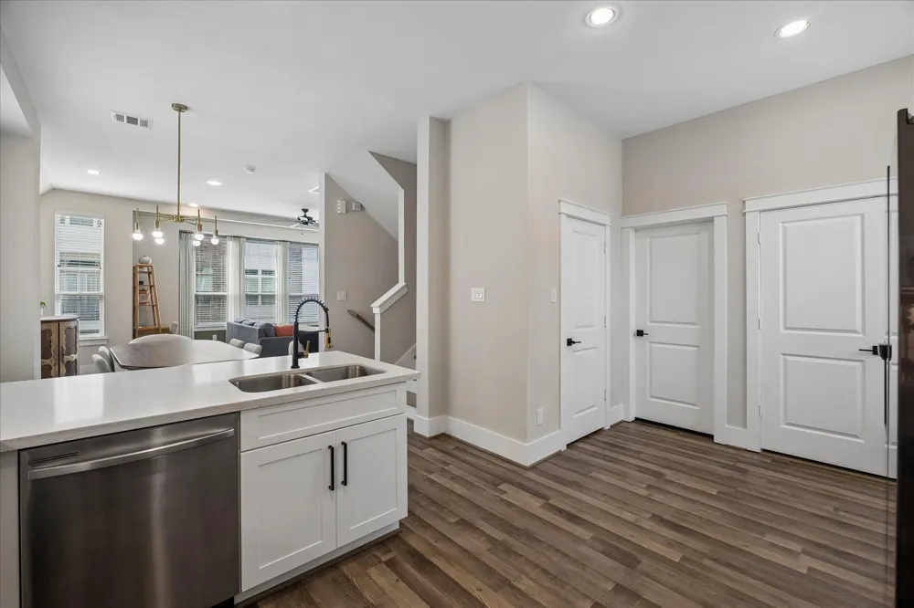 848 Fisher Street #C Houston, TX 77018