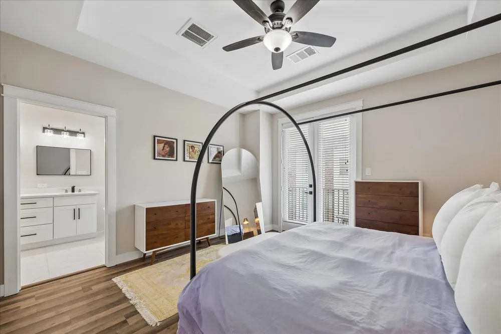 848 Fisher Street #C Houston, TX 77018
