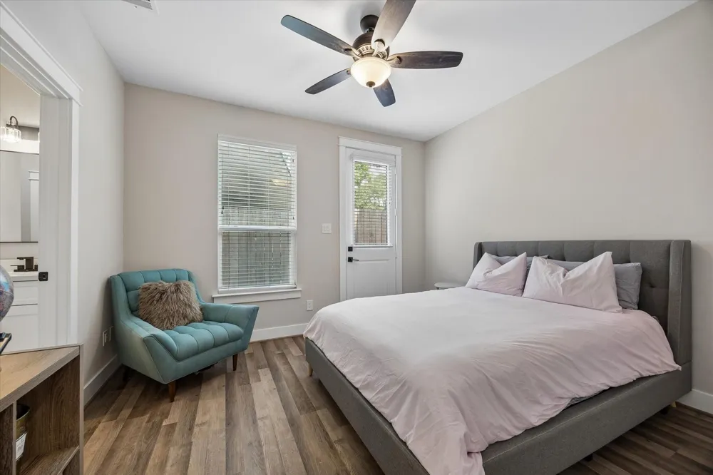 848 Fisher Street #C Houston, TX 77018