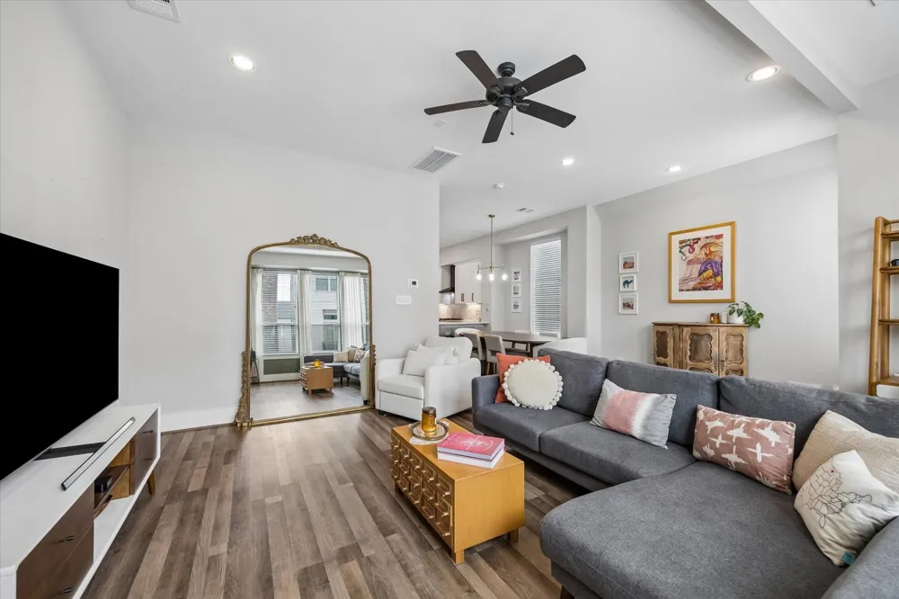 848 Fisher Street #C Houston, TX 77018