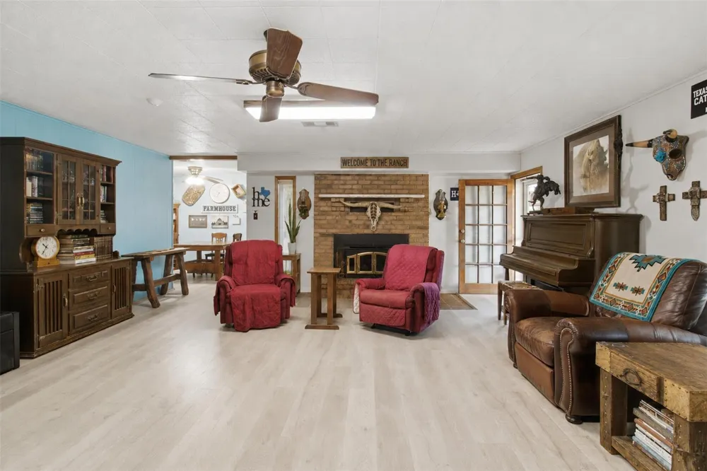1209 Fm 220 Alto, TX 75925