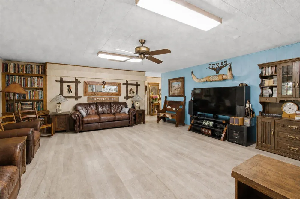 1209 Fm 220 Alto, TX 75925
