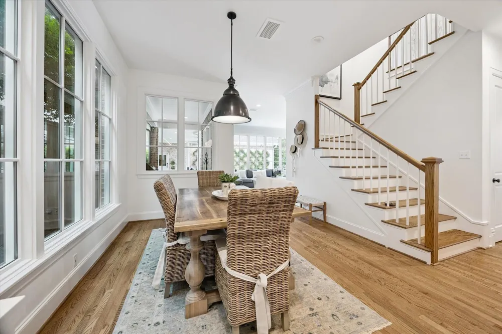 2030 Quenby Street Houston, TX 77005