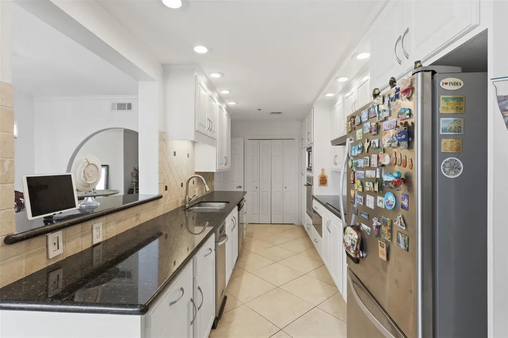 3350 Mccue Road #1602 Houston, TX 77056