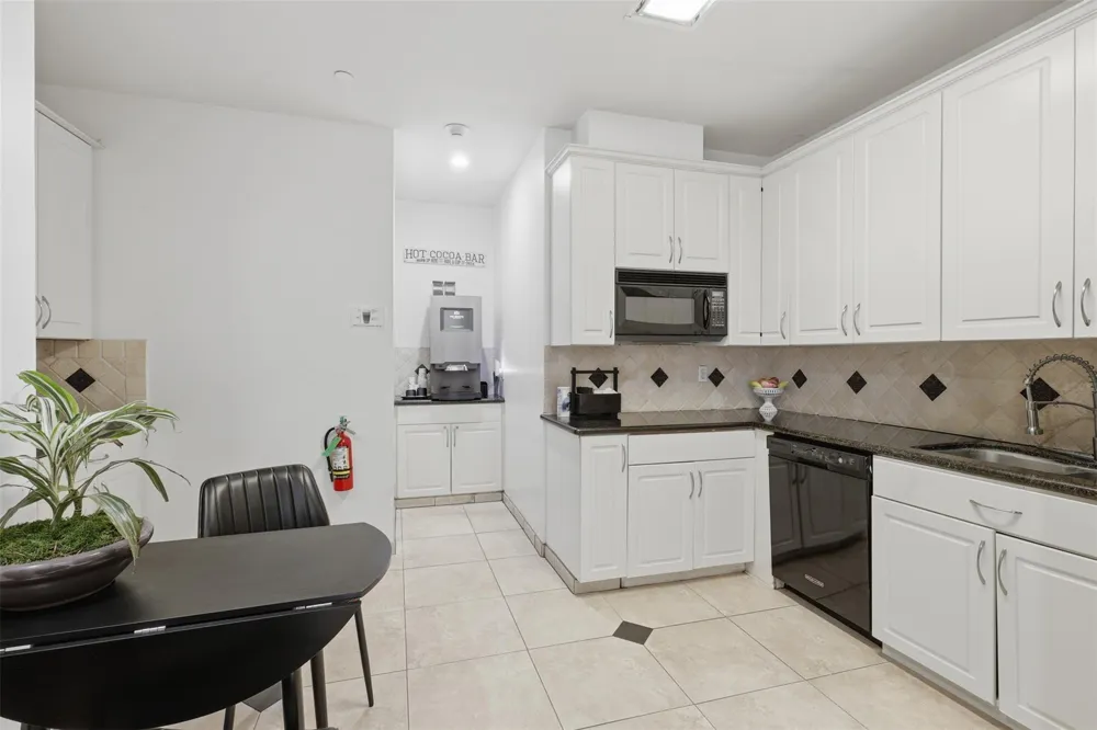 3350 Mccue Road #1602 Houston, TX 77056
