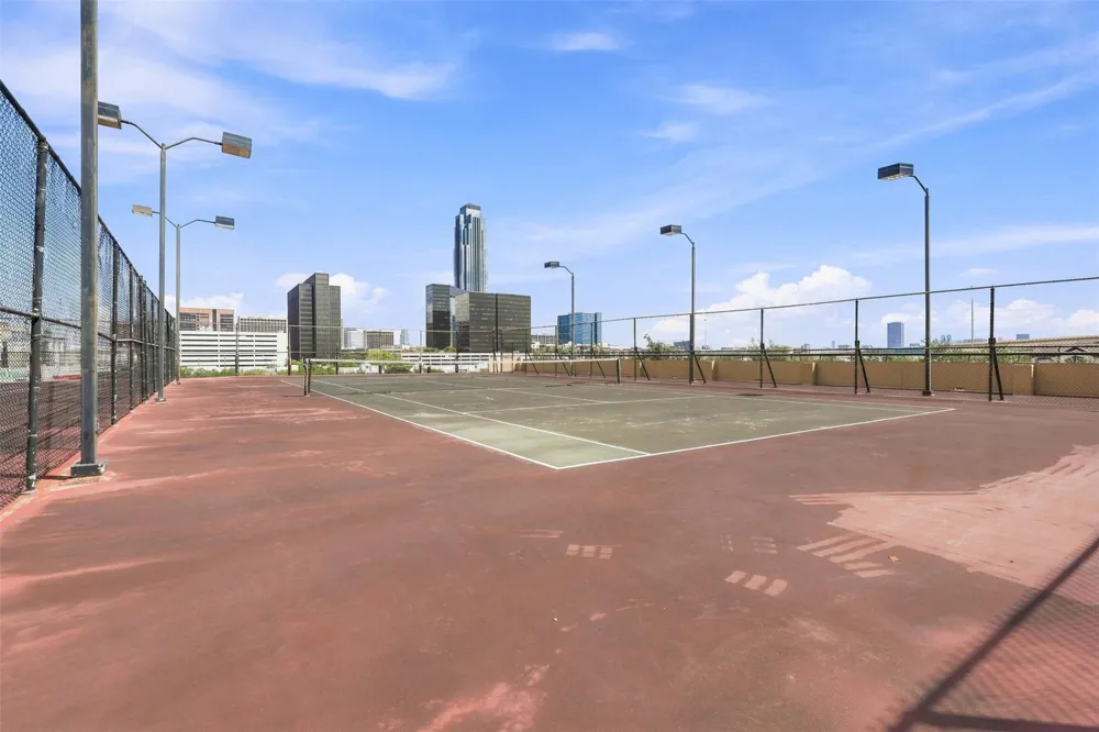 3350 Mccue Road #1602 Houston, TX 77056