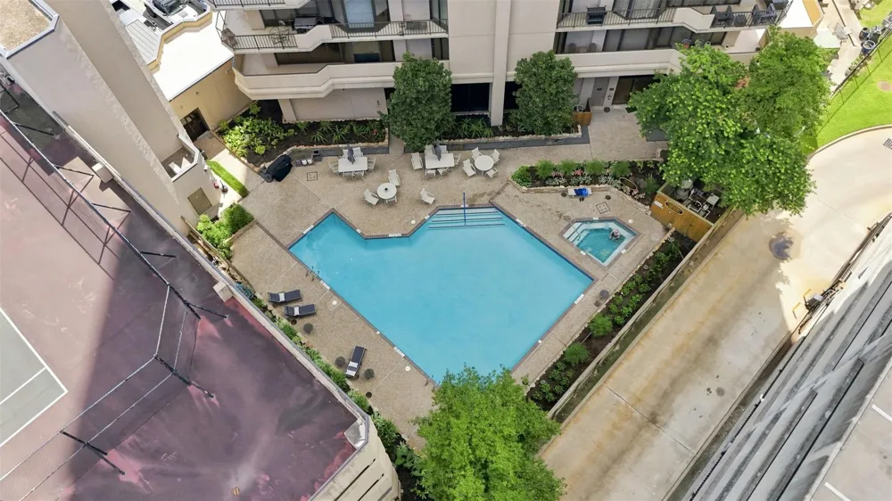 3350 Mccue Road #1602 Houston, TX 77056