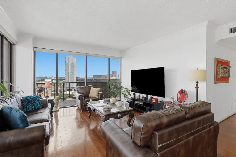 3350 Mccue Road #1602 Houston, TX 77056
