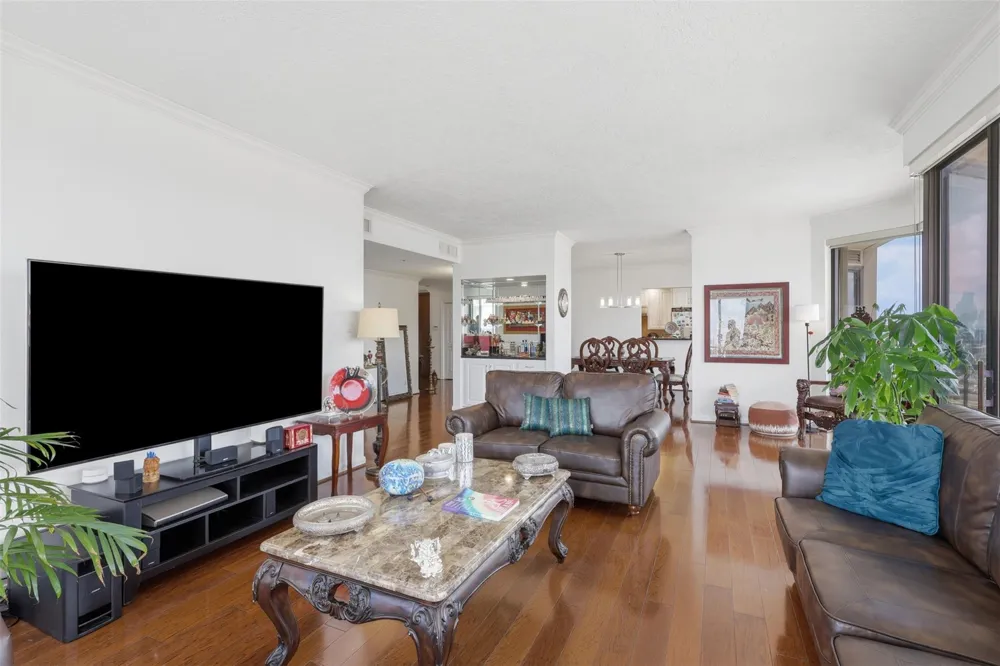 3350 Mccue Road #1602 Houston, TX 77056