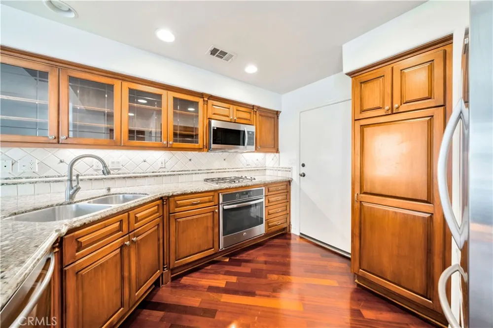 2402 Sunningdale Drive Tustin, CA 92782