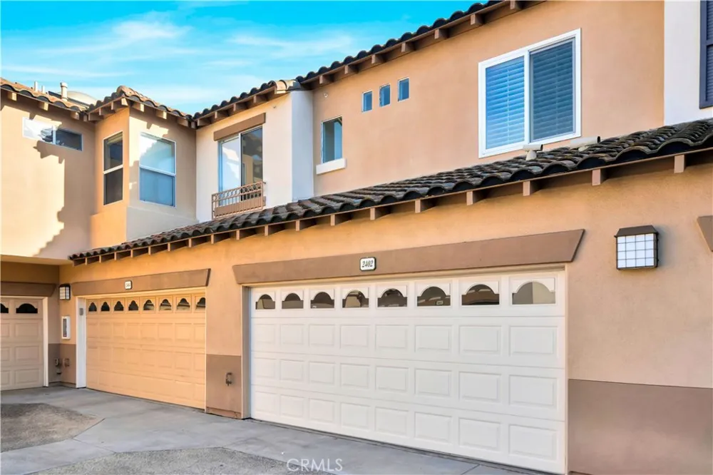 2402 Sunningdale Drive Tustin, CA 92782