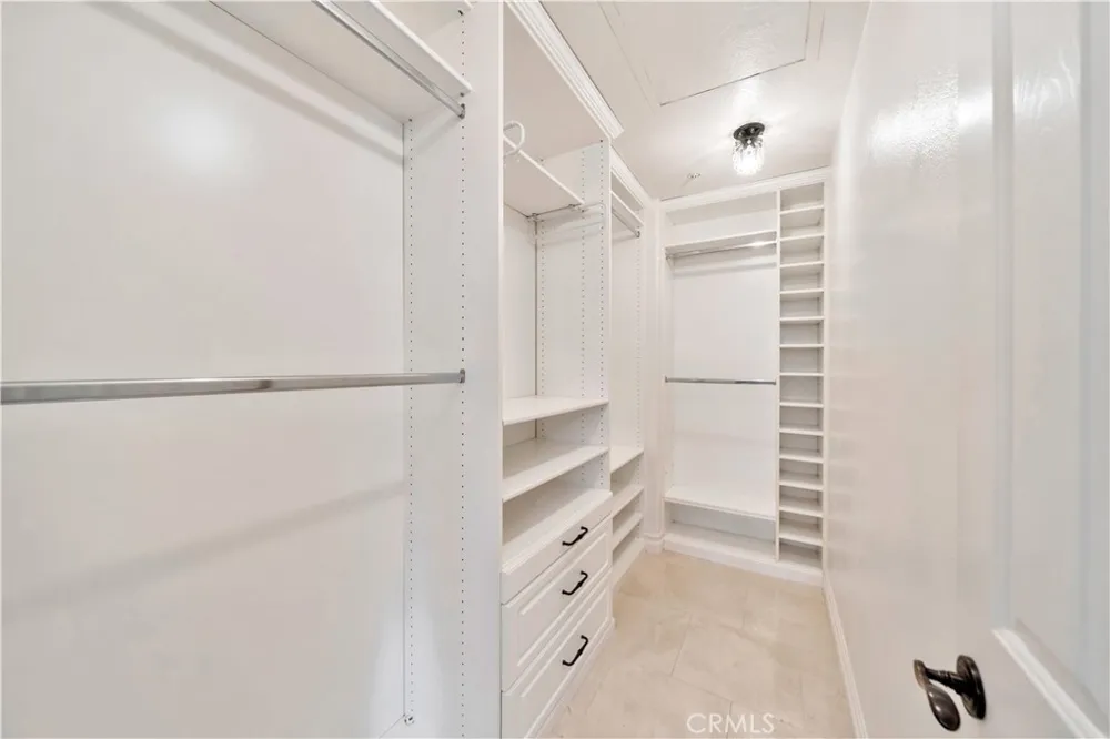 2402 Sunningdale Drive Tustin, CA 92782