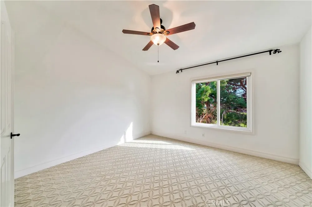 2402 Sunningdale Drive Tustin, CA 92782