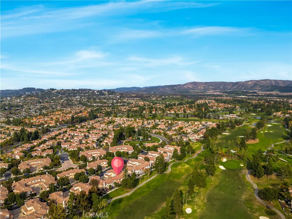 2402 Sunningdale Drive Tustin, CA 92782