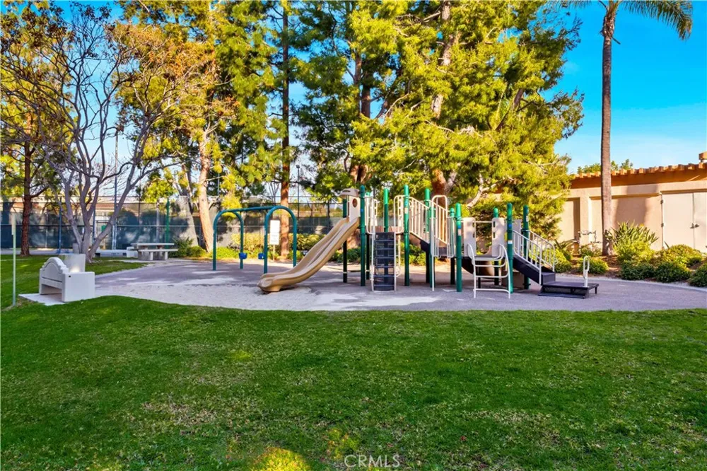 2402 Sunningdale Drive Tustin, CA 92782