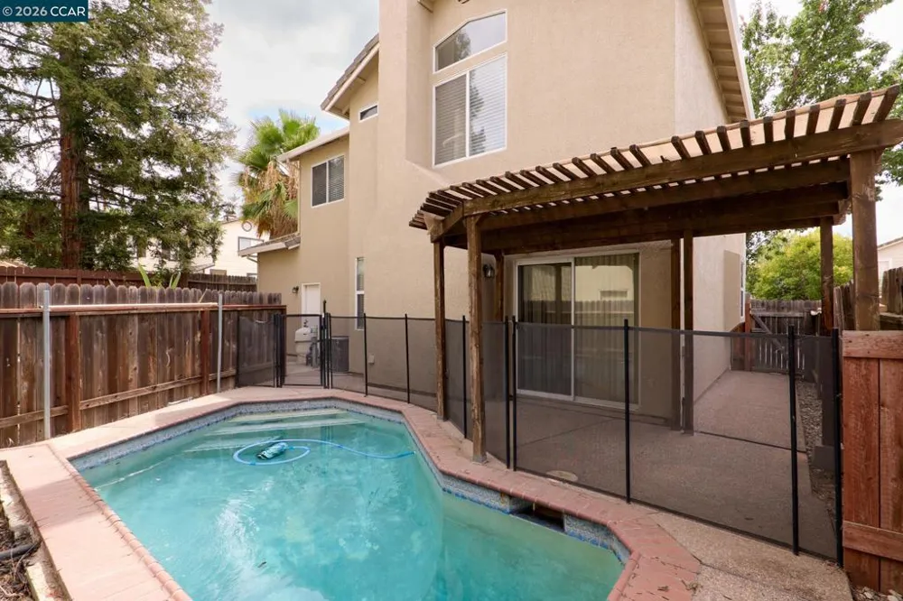 4233 Shandwick Dr Antelope, CA 95843