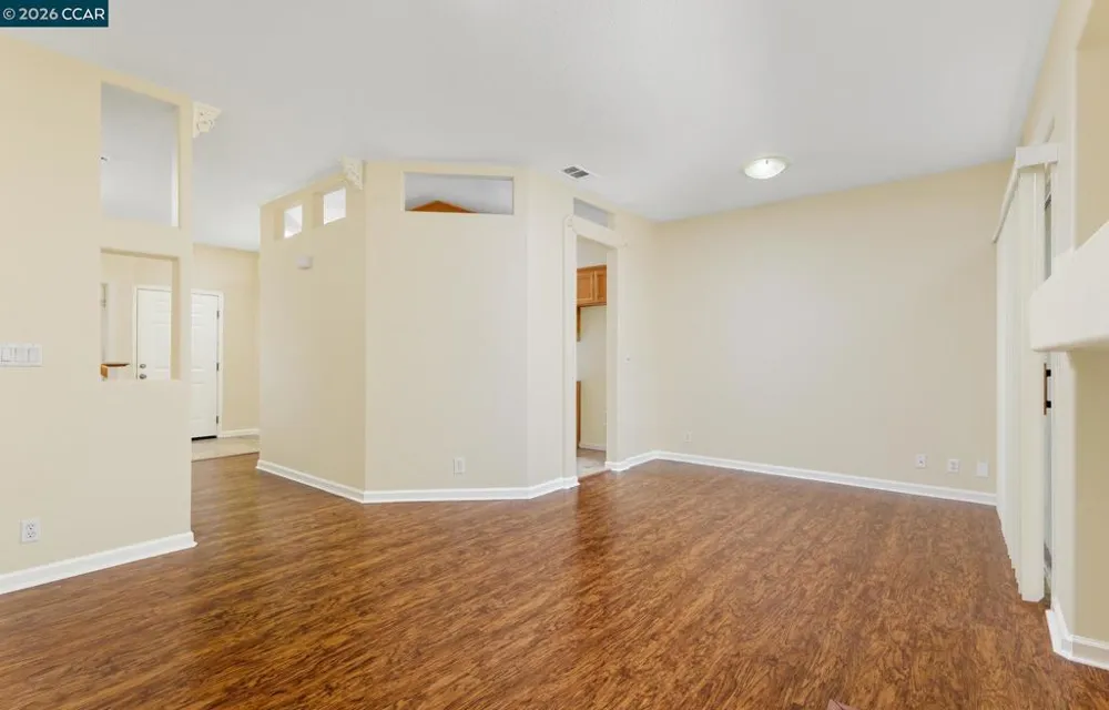 4233 Shandwick Dr Antelope, CA 95843