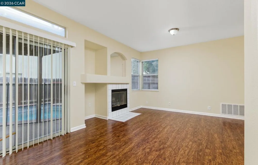 4233 Shandwick Dr Antelope, CA 95843