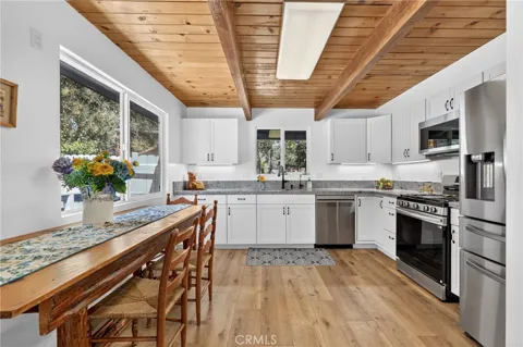 33007 Lone Pine
