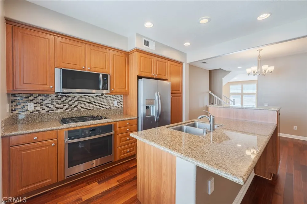 5402 W 149th #16 Hawthorne, CA 90250
