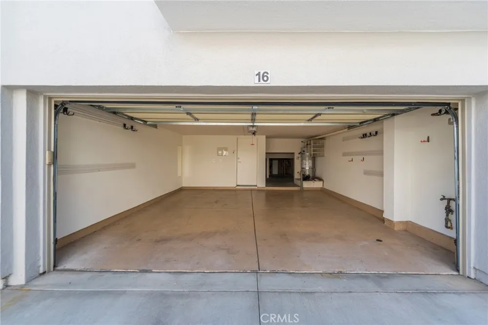 5402 W 149th #16 Hawthorne, CA 90250