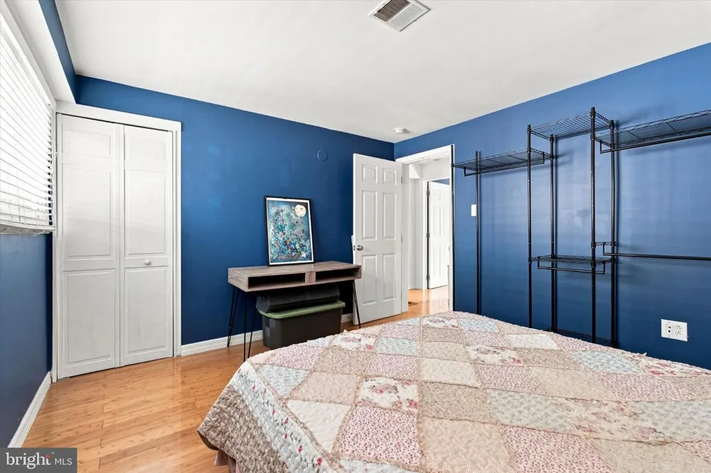 800 2ND STREET #4 Philadelphia, PA 19123