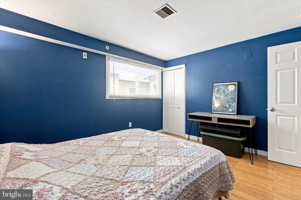 800 2ND STREET #4 Philadelphia, PA 19123