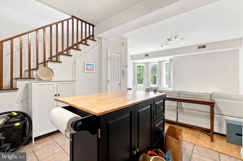 800 2ND STREET #4 Philadelphia, PA 19123