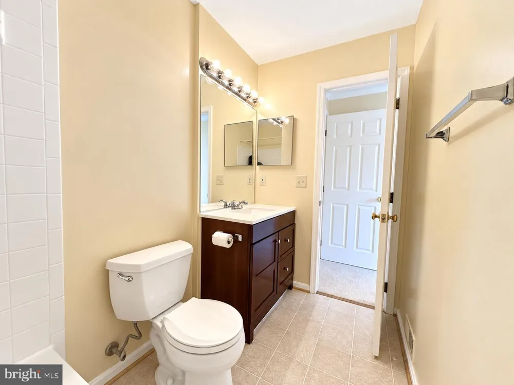12341 NEWCASTLE LOOP Woodbridge, VA 22192