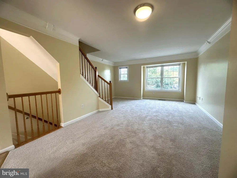 12341 NEWCASTLE LOOP Woodbridge, VA 22192