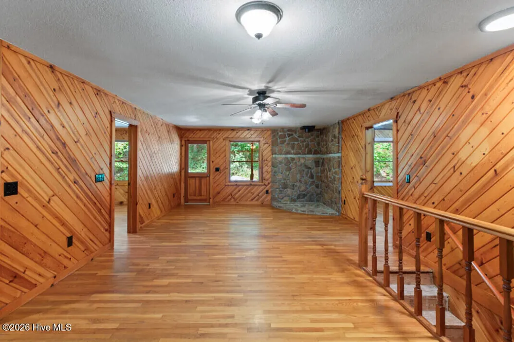 2930 Upper Bell Cr Road Hayesville, NC 28904