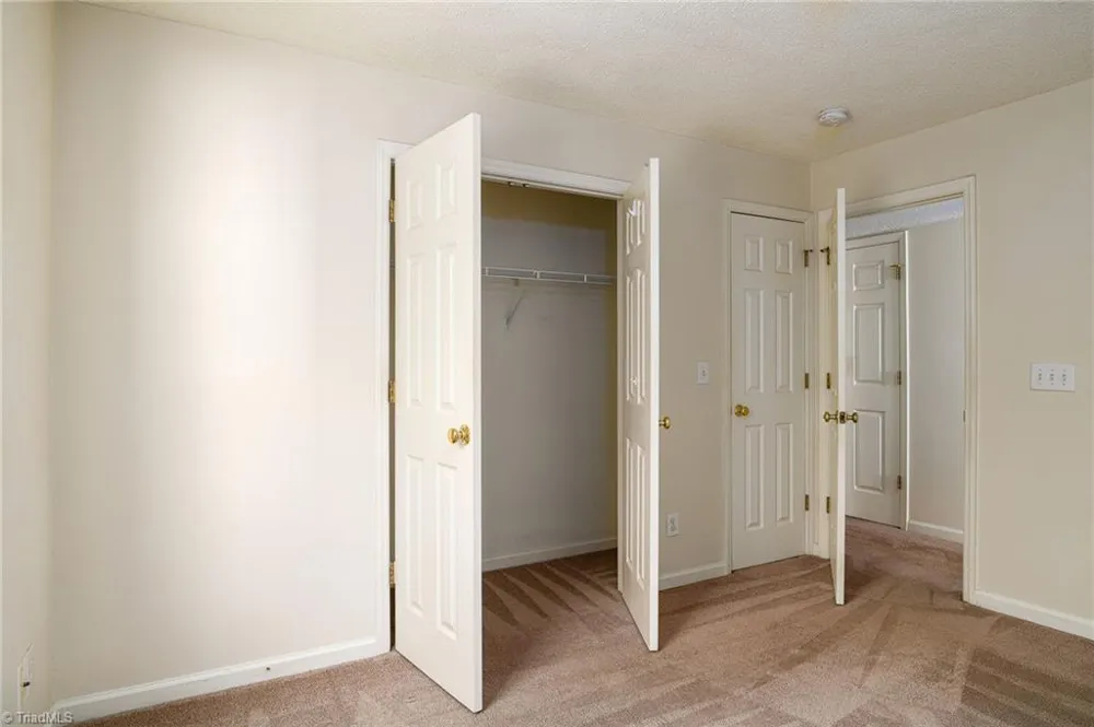 323 Ivy Glen Court Winston-Salem, NC 27127