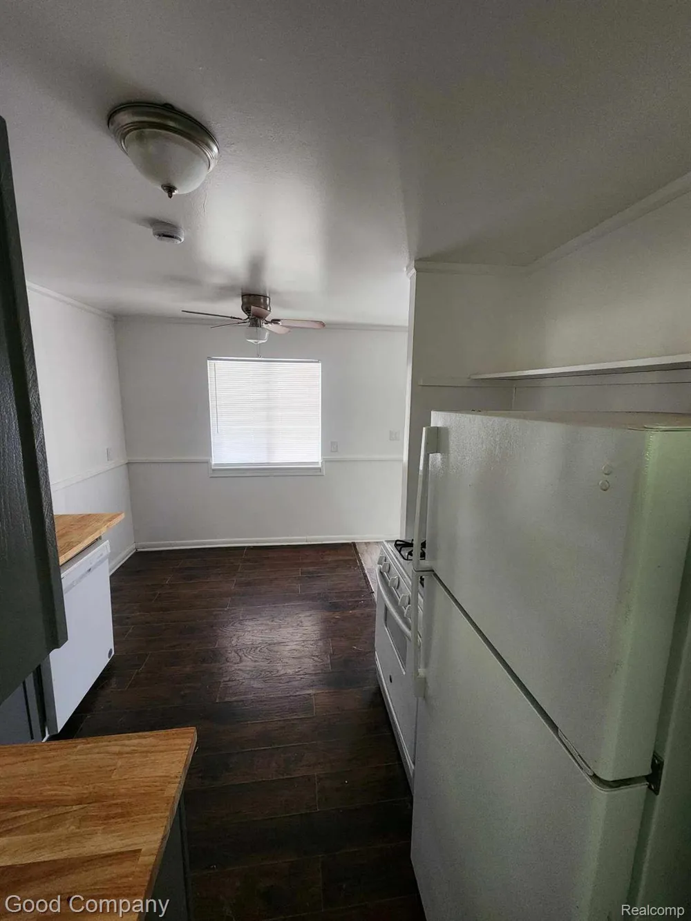 8645 Dodge Avenue Warren City, MI 48089