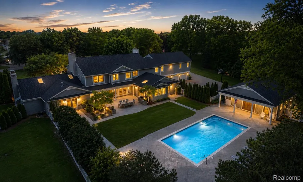 232 Guilford Road Bloomfield Hills City, MI 48304