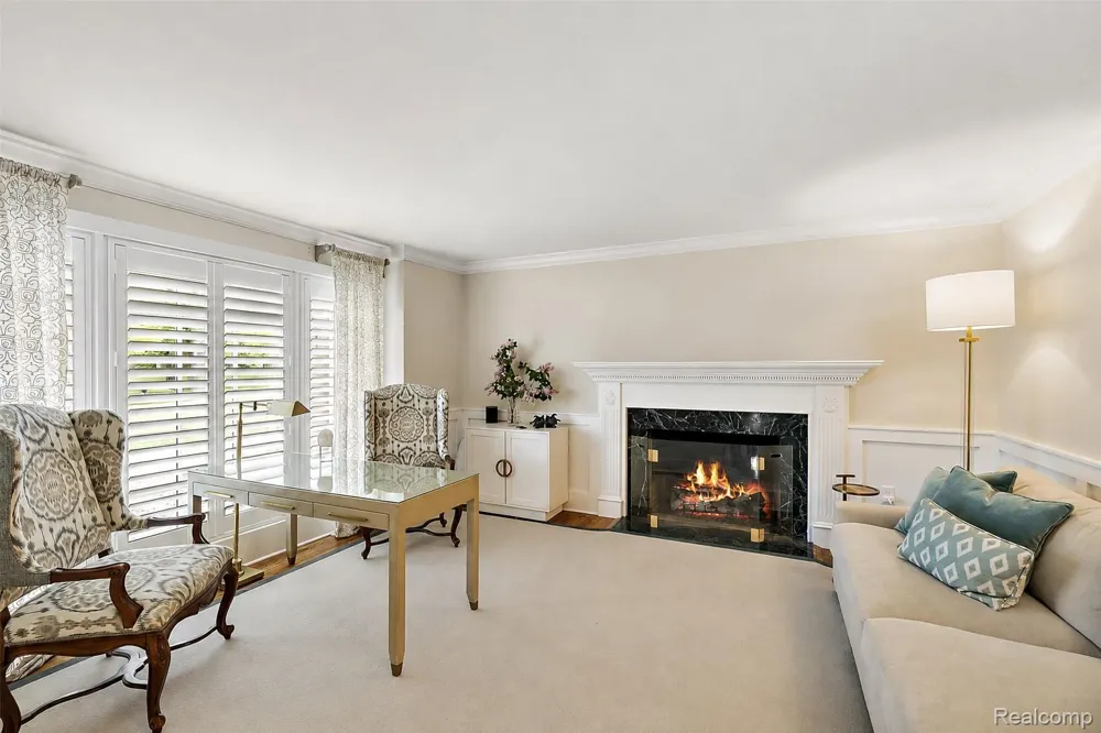 232 Guilford Road Bloomfield Hills City, MI 48304