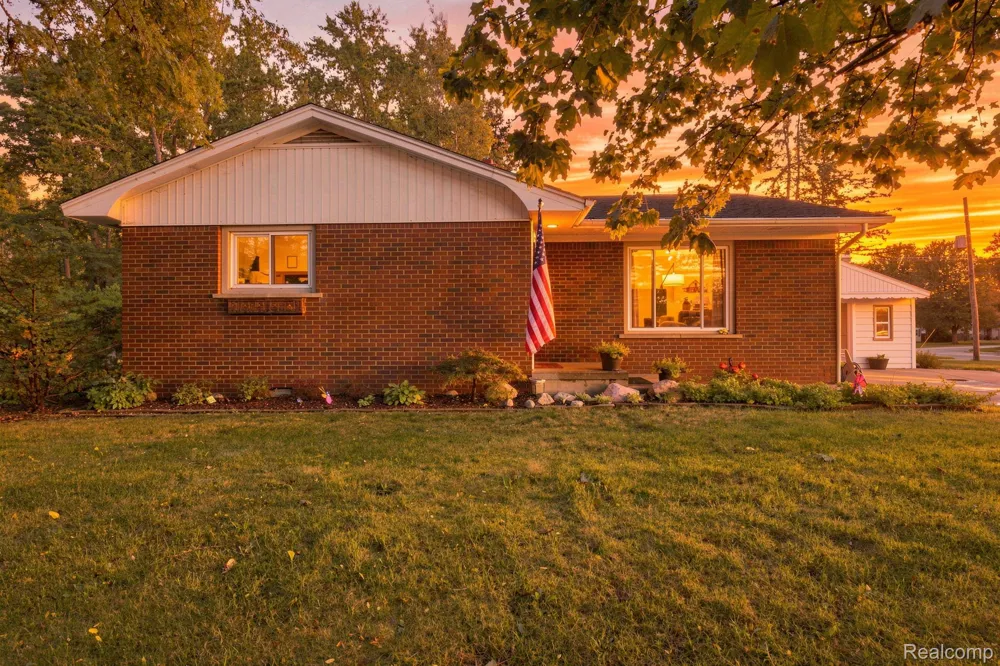 70484 Main Street Richmond City, MI 48062