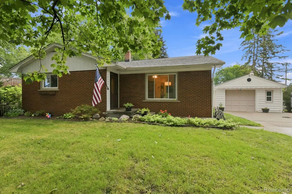 70484 Main Street Richmond City, MI 48062